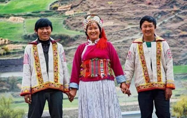 中国仅存“一妻多夫”村子，女人同时嫁给兄弟俩