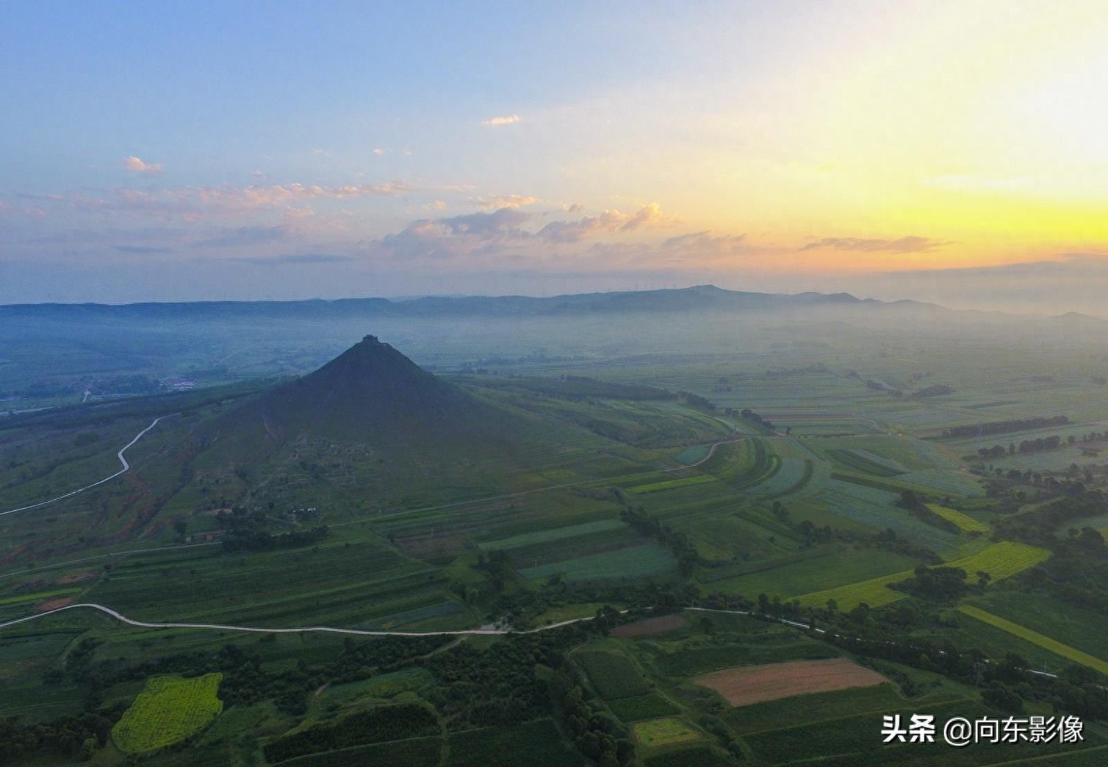 牛心山，一座因火山喷发而形成的山