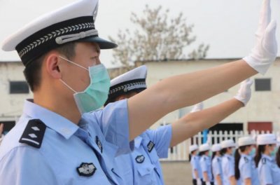 ​辅警和协警只有一字之差，工资待遇却差距明显，学生需慎重选择